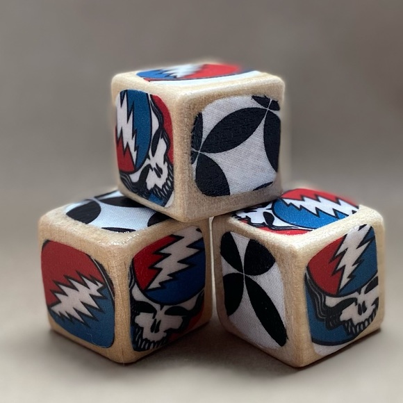 Set of 3 decorative 1.5 inch Grateful Dead Blocks - Picture 1 of 4
